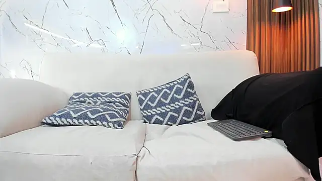 Snapshot of antony_bigdick_ chatting on 11-15-25, 01:25 antony bigdick online show from 11-15-25, 01:25