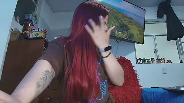 Maylin 2024 online show from 12-17-25, 11:00