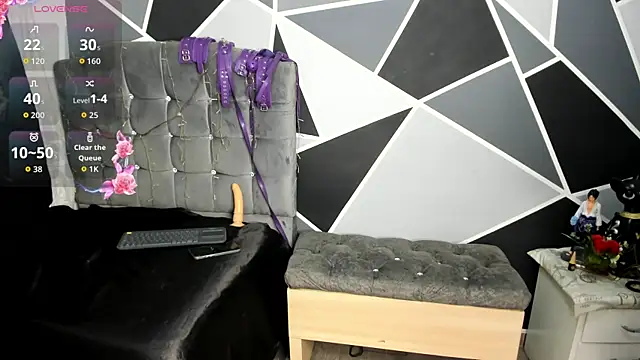 Snapshot of alyssa_magiic chatting on 10-21-25, 01:28 alyssa magiic online show from 10-21-25, 01:28