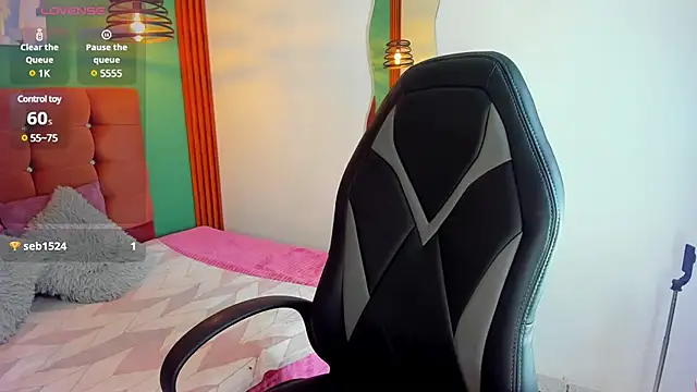 IamAlana  online show from 02-11-25, 06:08