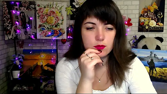 Darina M  online show from 10-16-25, 04:35