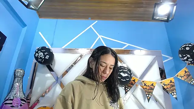 angelina ny online show from 10-22-25, 01:33