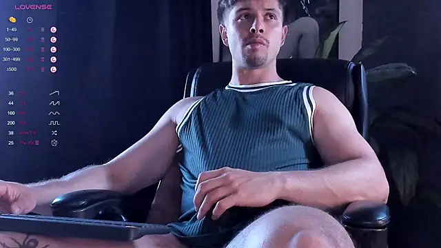 Snapshot of ADAM_BOUTON_ chatting on 01-25-25, 01:08 ADAM BOUTON online show from 01-25-25, 01:08