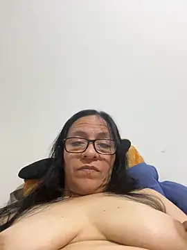 Freya Artemisa online show from 12-10-24, 10:49