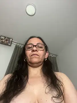 Freya Artemisa online show from 03-11-25, 05:49