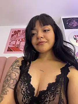 Ashley Chriss online show from 12-04-25, 04:00