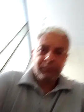 Snapshot of gordonunes chatting on 02-14-26, 10:45 gordonunes online show from 02-14-26, 10:45