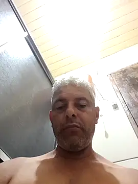 Snapshot of gordonunes chatting on 02-22-26, 06:02 gordonunes online show from 02-22-26, 06:02