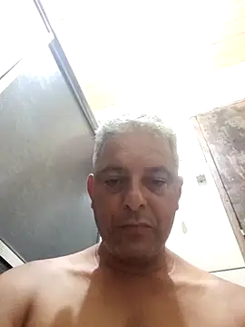 Snapshot of gordonunes chatting on 02-25-26, 05:06 gordonunes online show from 02-25-26, 05:06