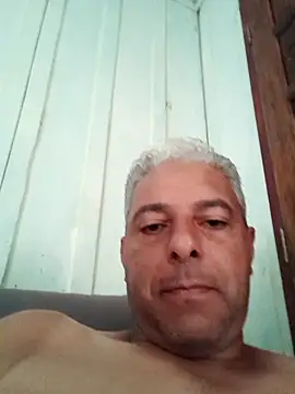 Snapshot of gordonunes chatting on 03-24-26, 10:20 gordonunes online show from 03-24-26, 10:20