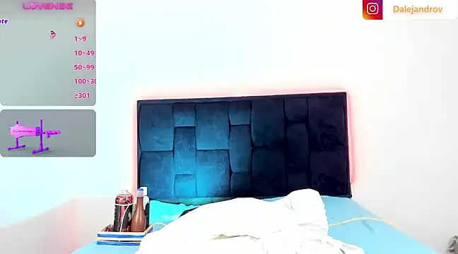 Dalejandr0 online show from 12-06-24, 01:18