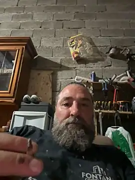 Snapshot of ros217 chatting on 09-20-25, 07:48 ros217 online show from 09-20-25, 07:48