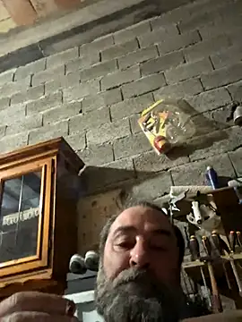 Snapshot of ros217 chatting on 10-30-25, 05:24 ros217 online show from 10-30-25, 05:24