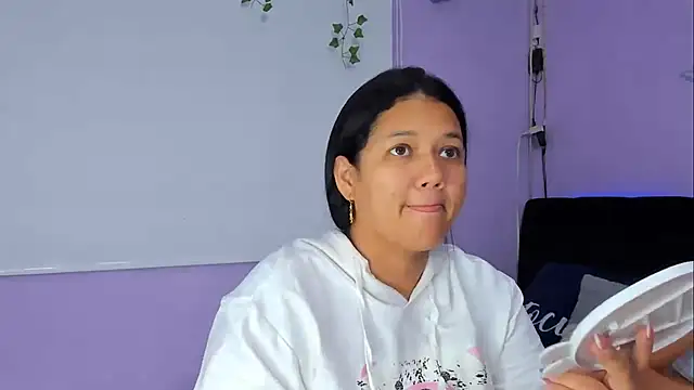 sara mendez2 online show from 01-05-25, 11:22