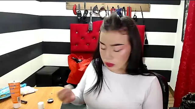 Marian Ran online show from 02-06-25, 02:55