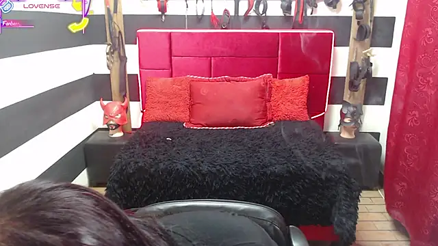 Marian Ran online show from 09-30-25, 03:55