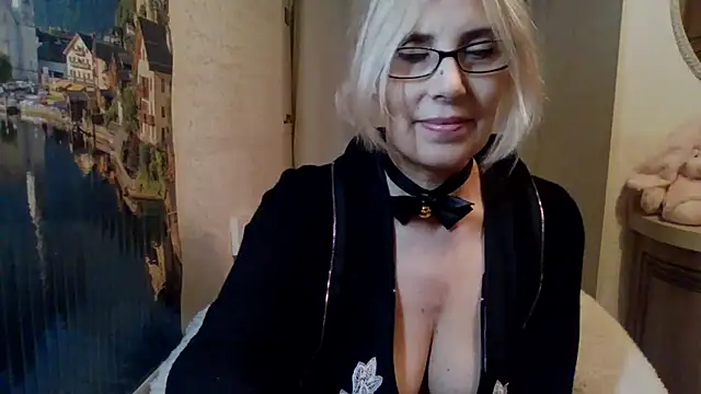 sweet raspberry online show from 01-12-25, 03:25