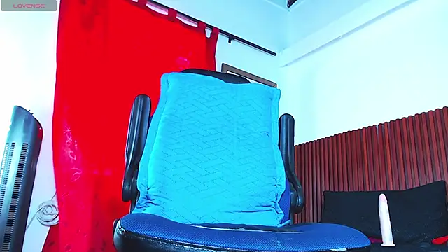 Snapshot of max_borman1 chatting on 02-02-25, 05:48 max borman1 online show from 02-02-25, 05:48