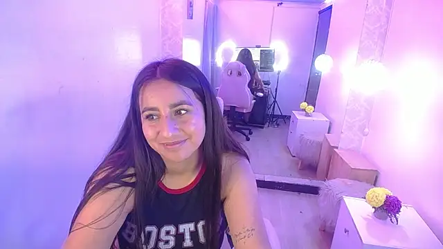 Snapshot of ailyn_miranda chatting on 02-08-25, 03:19 ailyn miranda online show from 02-08-25, 03:19