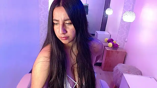 Snapshot of ailyn_miranda chatting on 02-23-25, 08:33 ailyn miranda online show from 02-23-25, 08:33