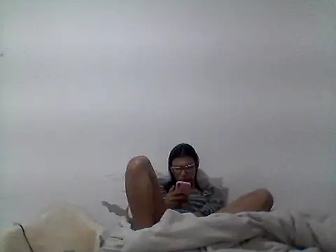 Snapshot of _bahya chatting on 09-12-25, 11:48  bahya online show from 09-12-25, 11:48