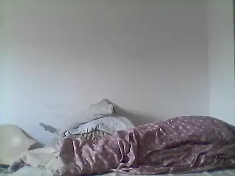 Snapshot of _bahya chatting on 09-13-25, 04:07  bahya online show from 09-13-25, 04:07