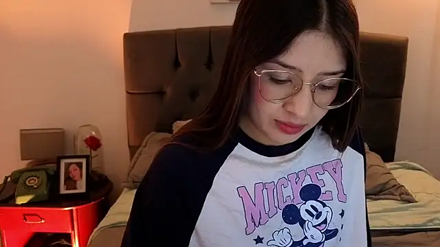 Emma Lombardi online show from 10-18-25, 11:55