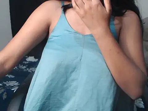 Snapshot of DevilErin chatting on 03-01-25, 09:37 DevilErin online show from 03-01-25, 09:37