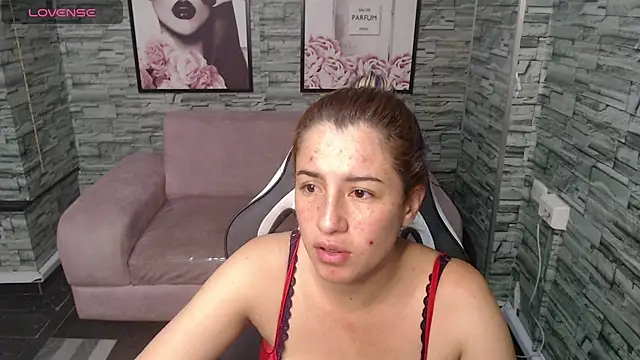 Valerie b online show from 12-23-24, 12:41