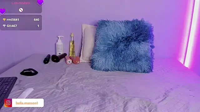 Bella Manson  online show from 02-04-25, 10:34