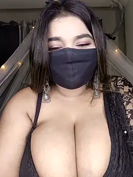 Snapshot of Bold-Cat chatting on 02-17-26, 04:57 Bold-Cat online show from 02-17-26, 04:57