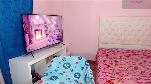 DannaDocell online show from 03-08-25, 03:56