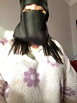 Snapshot of Jawahir-pretty-women chatting on 11-22-25, 07:51 Jawahir-pretty-women online show from 11-22-25, 07:51