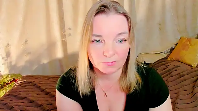 Regina  blue online show from 01-15-26, 05:05