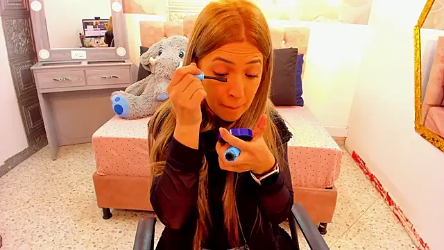 EvaaLovia1 online show from 02-17-25, 01:10