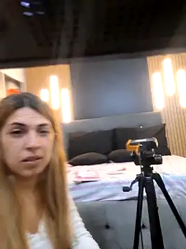 Snapshot of EvaaLovia1 chatting on 02-21-26, 01:34 EvaaLovia1 online show from 02-21-26, 01:34