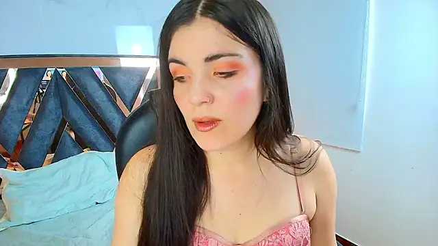 Amara vega online show from 10-09-25, 12:03