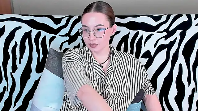 VeronikaKissuchi online show from 01-08-25, 04:44