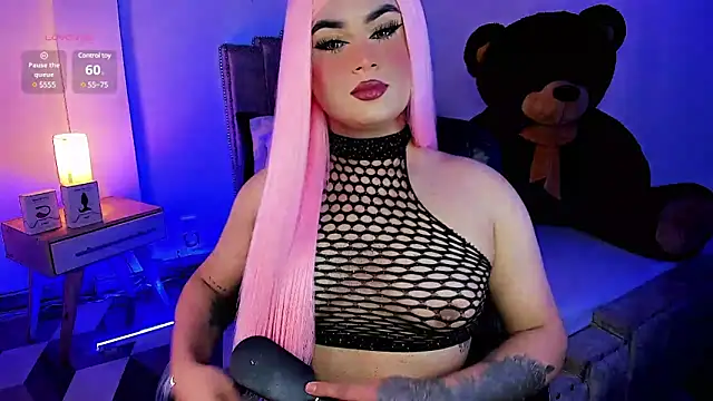 Snapshot of alexia_mattel chatting on 01-21-25, 11:45 alexia mattel online show from 01-21-25, 11:45