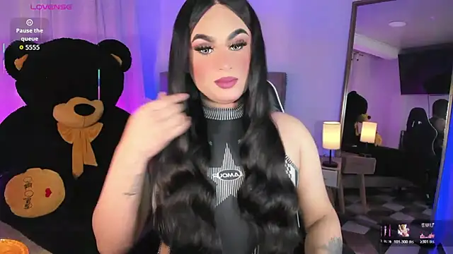 Snapshot of alexia_mattel chatting on 10-22-25, 06:29 alexia mattel online show from 10-22-25, 06:29