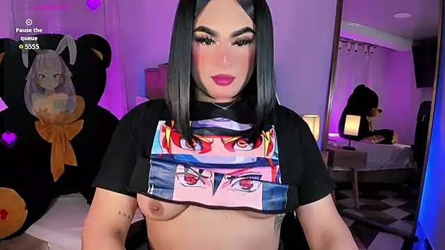 Snapshot of alexia_mattel chatting on 11-18-25, 04:33 alexia mattel online show from 11-18-25, 04:33