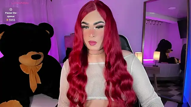 Snapshot of alexia_mattel chatting on 12-13-25, 08:14 alexia mattel online show from 12-13-25, 08:14