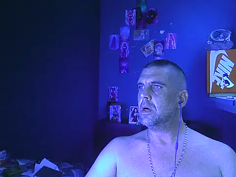 YouWantMe666 online show from 09-10-25, 03:12