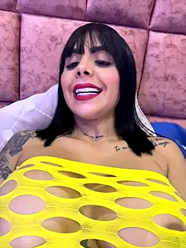 Snapshot of Tamyjenkins1 chatting on 11-14-25, 05:39 Tamyjenkins1 online show from 11-14-25, 05:39