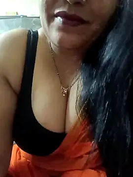 Snapshot of sneha_rose chatting on 12-17-24, 05:15 sneha rose online show from 12-17-24, 05:15