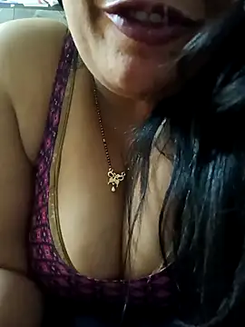 Snapshot of sneha_rose chatting on 12-21-24, 07:56 sneha rose online show from 12-21-24, 07:56