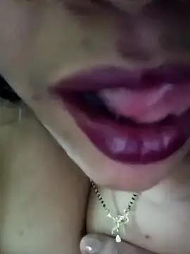 Snapshot of sneha_rose chatting on 01-07-25, 08:24 sneha rose online show from 01-07-25, 08:24