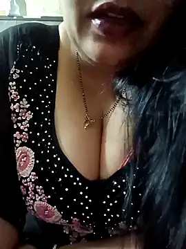 Snapshot of sneha_rose chatting on 01-18-25, 06:43 sneha rose online show from 01-18-25, 06:43