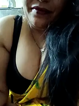 Snapshot of sneha_rose chatting on 01-23-25, 04:37 sneha rose online show from 01-23-25, 04:37