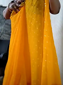 Snapshot of sneha_rose chatting on 11-06-25, 06:14 sneha rose online show from 11-06-25, 06:14